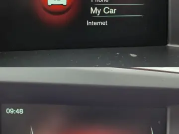 Volvo XC 60 D5 AWD Geartronic Momentum