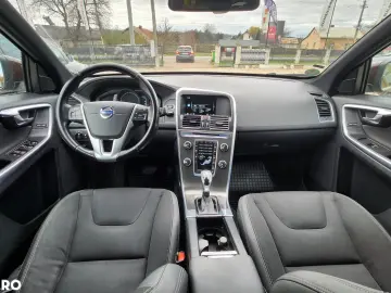 Volvo XC 60 D5 AWD Geartronic Momentum