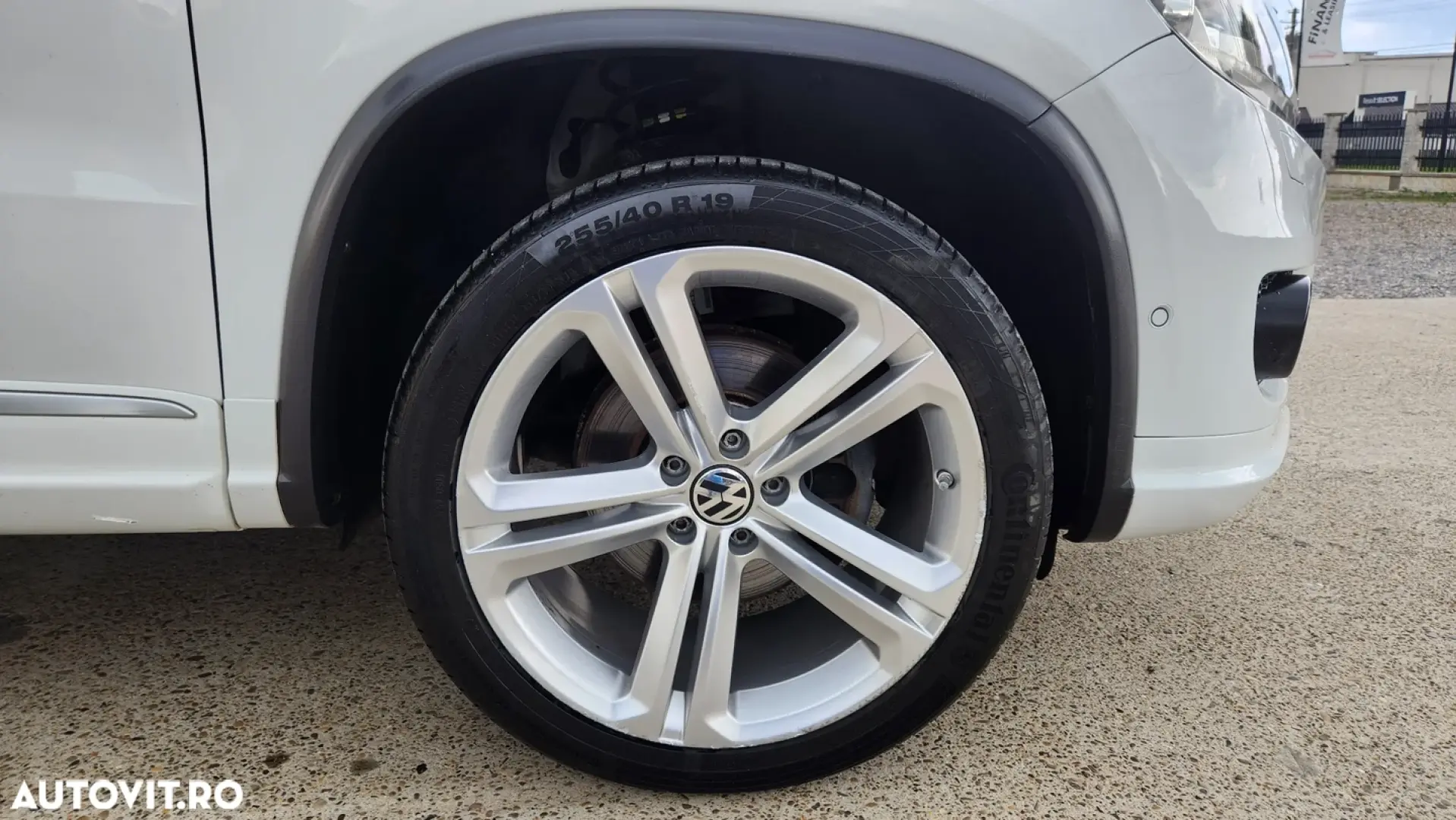 Volkswagen Tiguan 2.0 TDI 4MOTION  R-Line