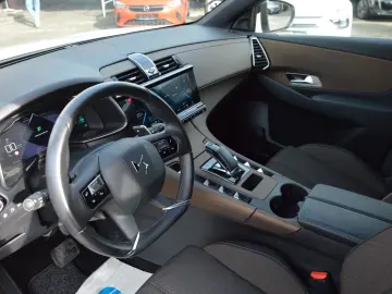 DS 7 E-Tense 225 Bastille   4x2 NAVI KAMERA SZHZ