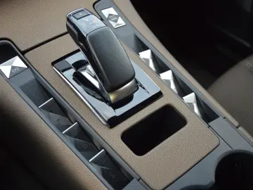 DS 7 E-Tense 225 Bastille   4x2 NAVI KAMERA SZHZ