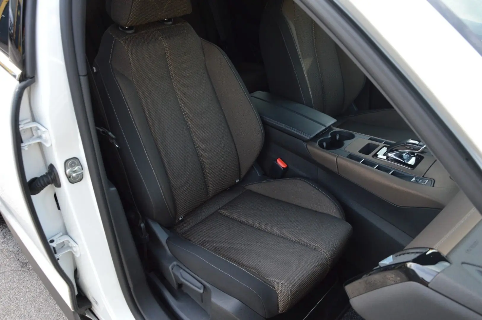 DS 7 E-Tense 225 Bastille   4x2 NAVI KAMERA SZHZ