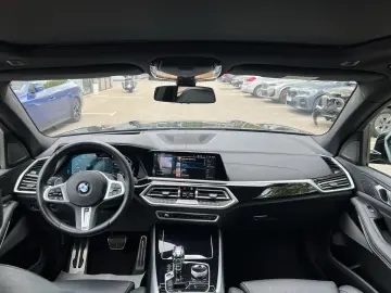 X5 M50i HEAD-UP PANO LASER MASSAGE STANDHZG.