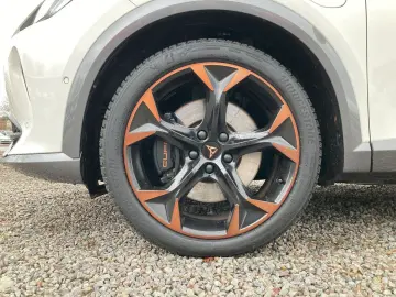 FORMENTOR VZ 1.5 e-HYBRID DSG  CCS NAVI ACC PDC