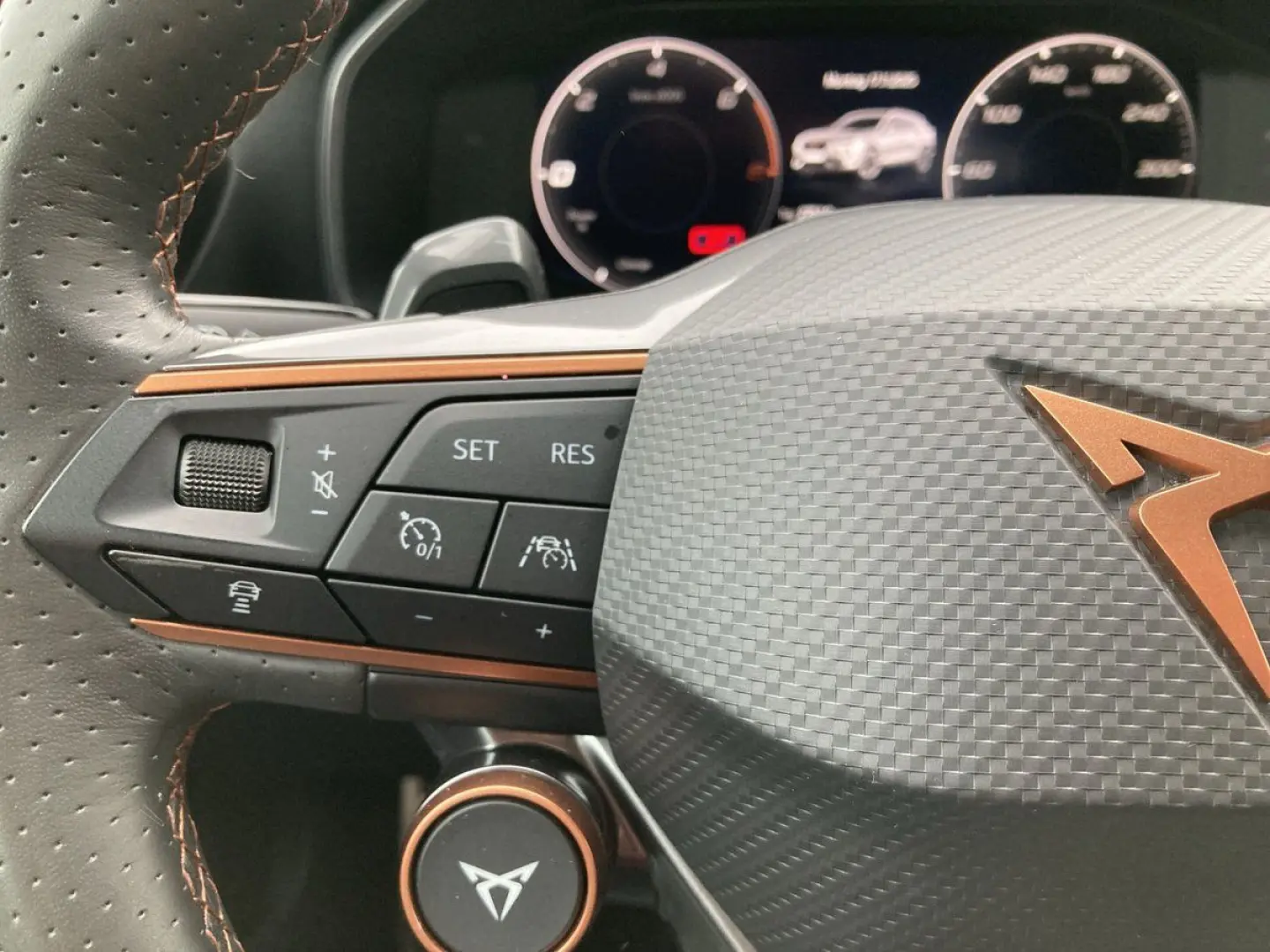 FORMENTOR VZ 1.5 e-HYBRID DSG  CCS NAVI ACC PDC