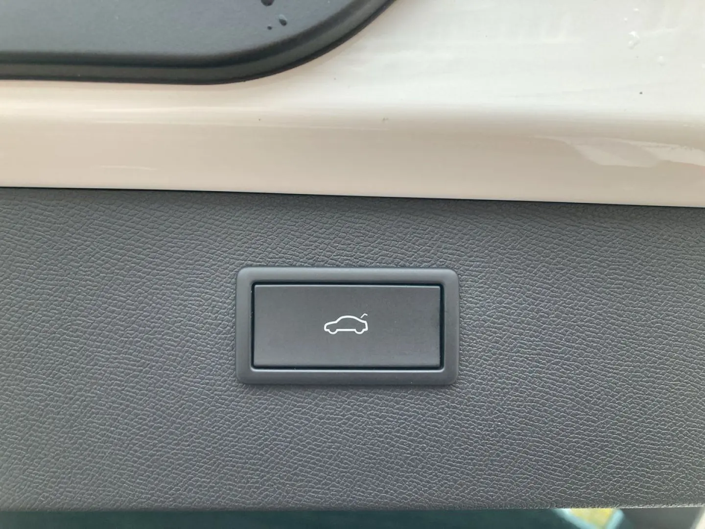 FORMENTOR VZ 1.5 e-HYBRID DSG  CCS NAVI ACC PDC