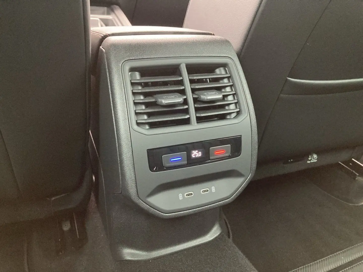 FORMENTOR VZ 1.5 e-HYBRID DSG  CCS NAVI ACC PDC