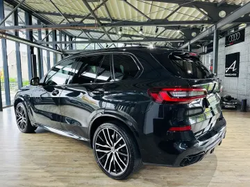 X5 M50 i