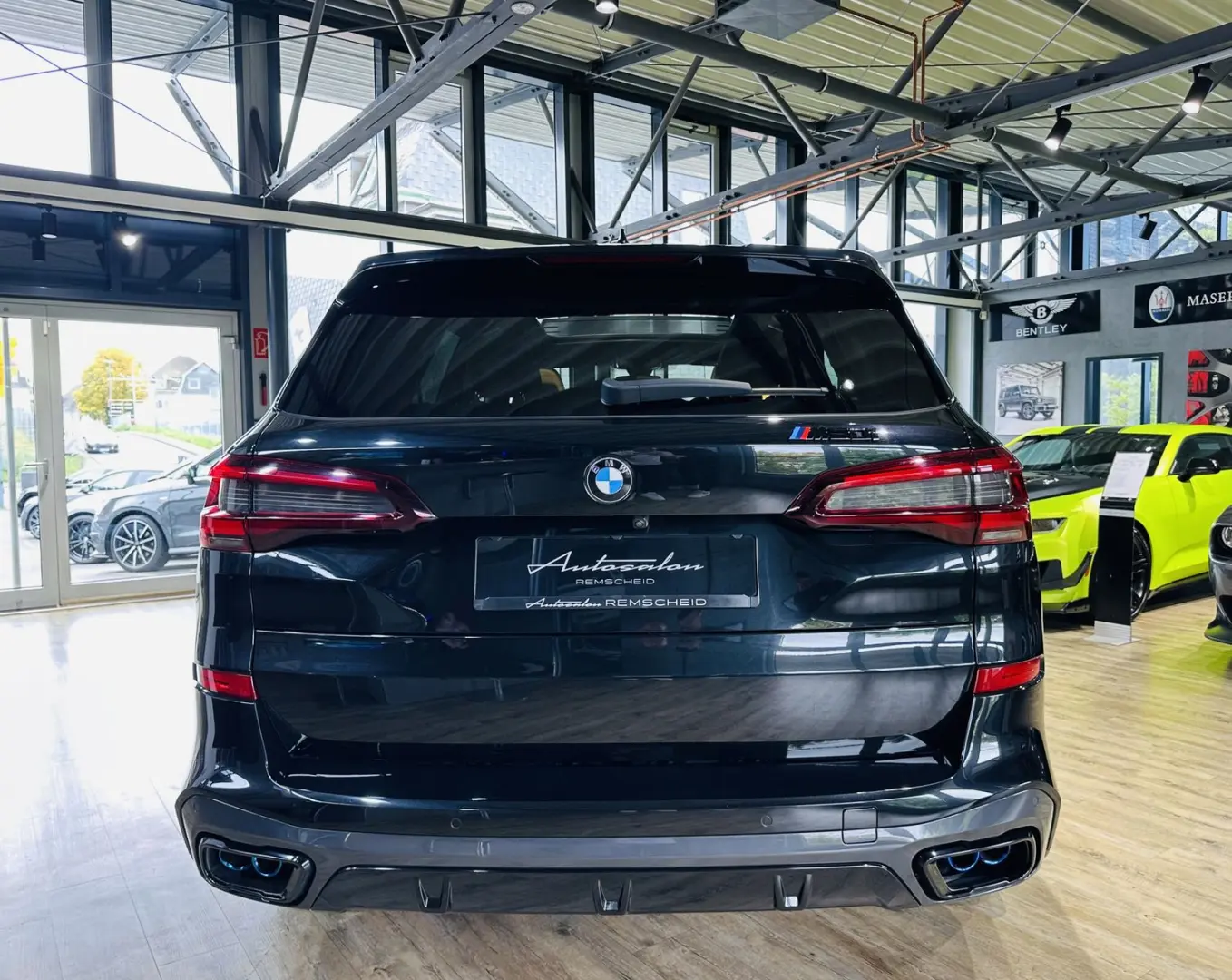 X5 M50 i
