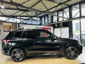 X5 M50 i