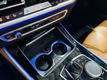 X5 M50 i