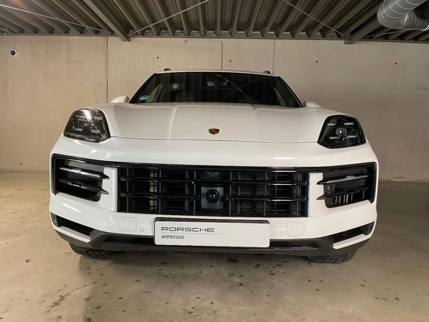 Cayenne E-Hybrid   Nachtsicht   InnoDrive