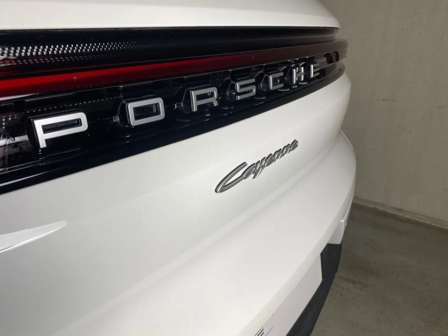 Cayenne E-Hybrid   Nachtsicht   InnoDrive