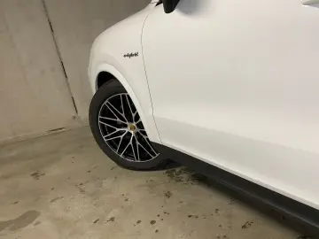 Cayenne E-Hybrid   Nachtsicht   InnoDrive