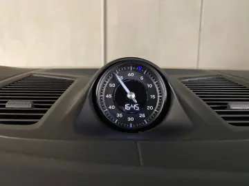 Cayenne E-Hybrid   Nachtsicht   InnoDrive