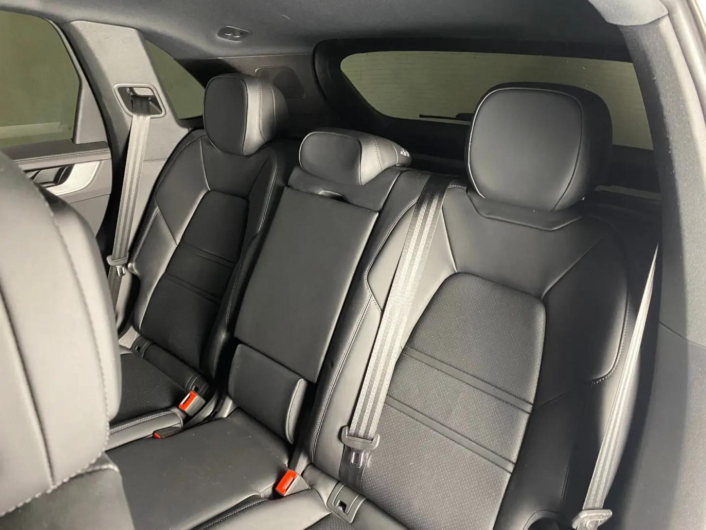 Cayenne E-Hybrid   Nachtsicht   InnoDrive