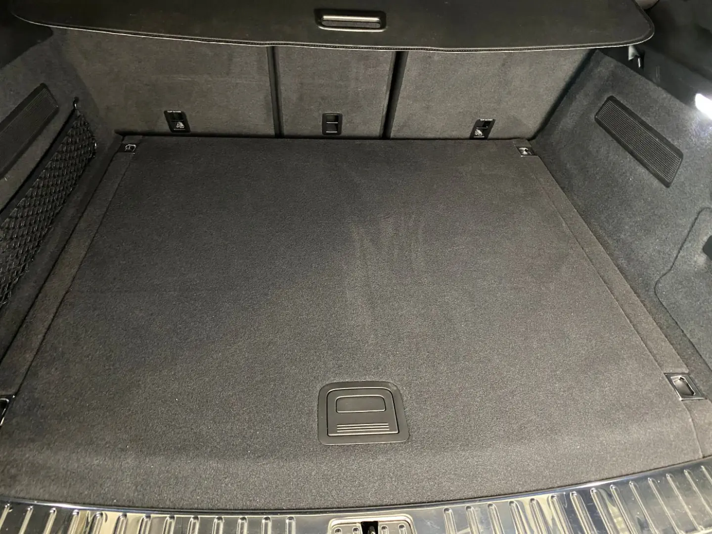 Cayenne E-Hybrid   Nachtsicht   InnoDrive