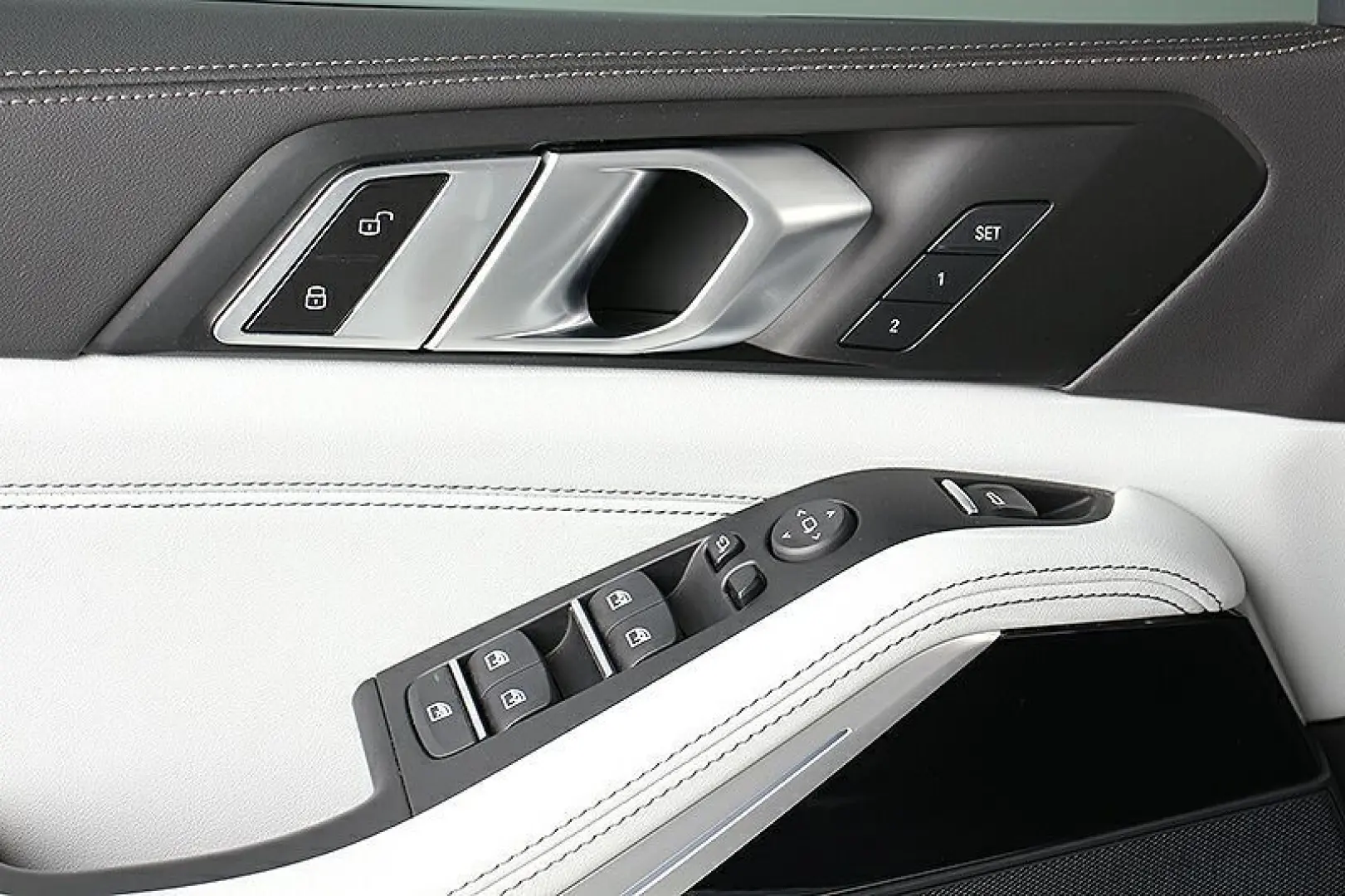 X5 xDr.50e M Sport Pro AHK Widescreen 2Achs HiF