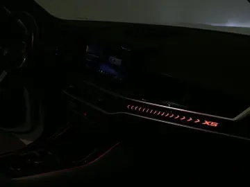 X5 xDr.50e M Sport Pro AHK Widescreen 2Achs HiF