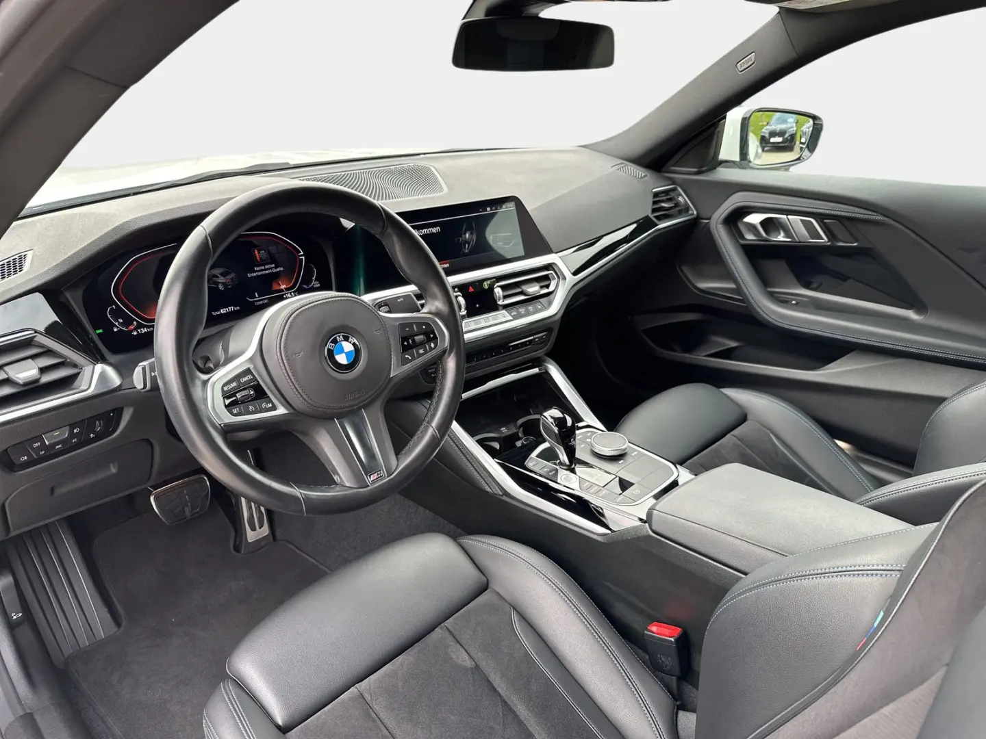 220i Coupé (ab 2021) M Sport HiFi DAB LED WLAN