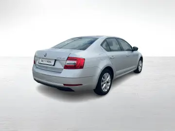 Škoda Octavia SMART 1.0 TSI
