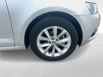 Škoda Octavia SMART 1.0 TSI
