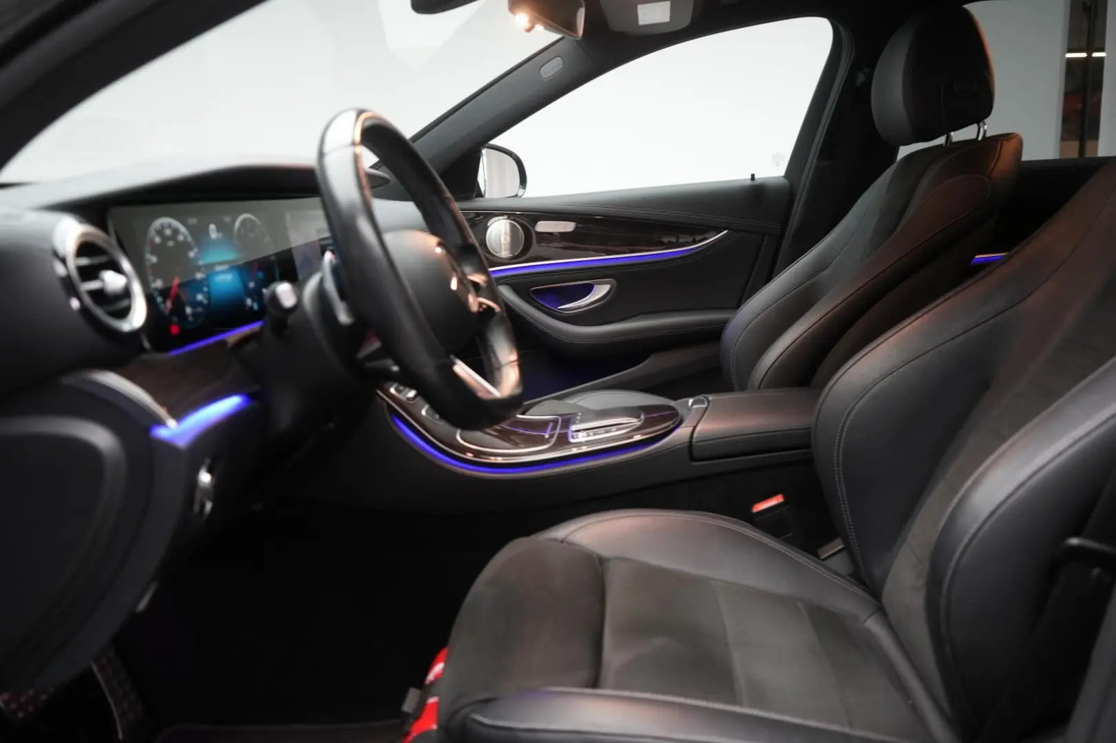 E 300 de 9G-Tronic AMG Navi Temp Kamera Burmeste