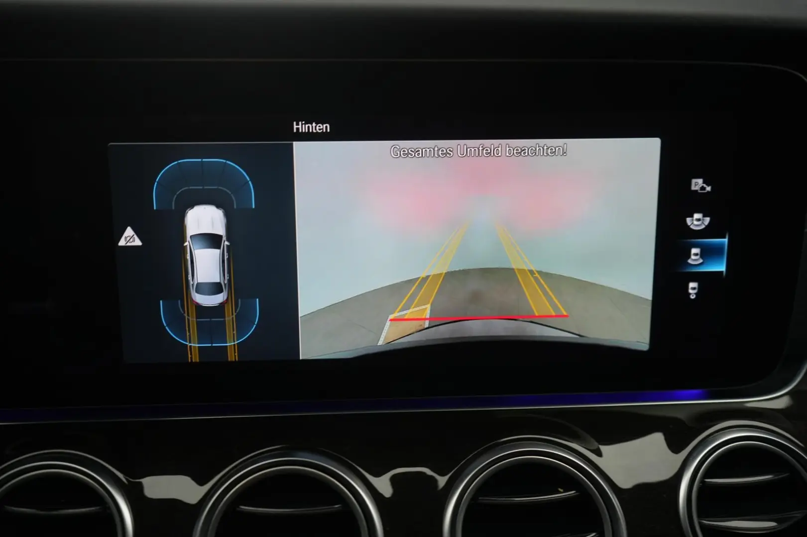 E 300 de 9G-Tronic AMG Navi Temp Kamera Burmeste