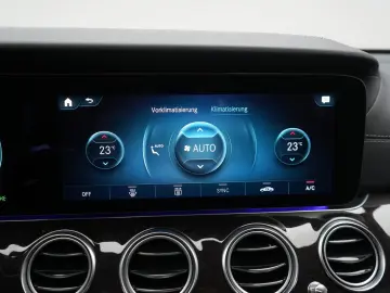 E 300 de 9G-Tronic AMG Navi Temp Kamera Burmeste
