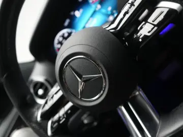 E 300 de 9G-Tronic AMG Navi Temp Kamera Burmeste
