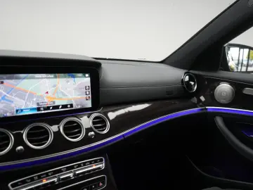 E 300 de 9G-Tronic AMG Navi Temp Kamera Burmeste