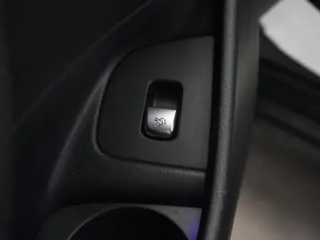 E 300 de 9G-Tronic AMG Navi Temp Kamera Burmeste