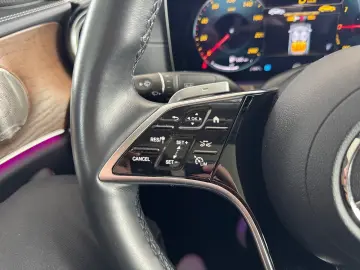 E 300 de AMG 4M Distronic AirBody Burmester LED