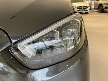 E 300 de 4M AMG NIGHT DISTR PLUS 360  MULTIBEAM