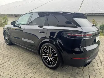 Porsche Cayenne S HUD LUFT PANO STHZ AHK BOSE ALLR.