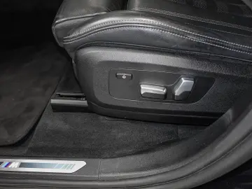 X5 xDrive45e M Sport AHK RFK NAVI LED LUFT MEMOR