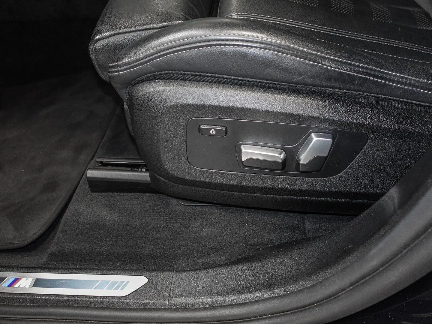 X5 xDrive45e M Sport AHK RFK NAVI LED LUFT MEMOR