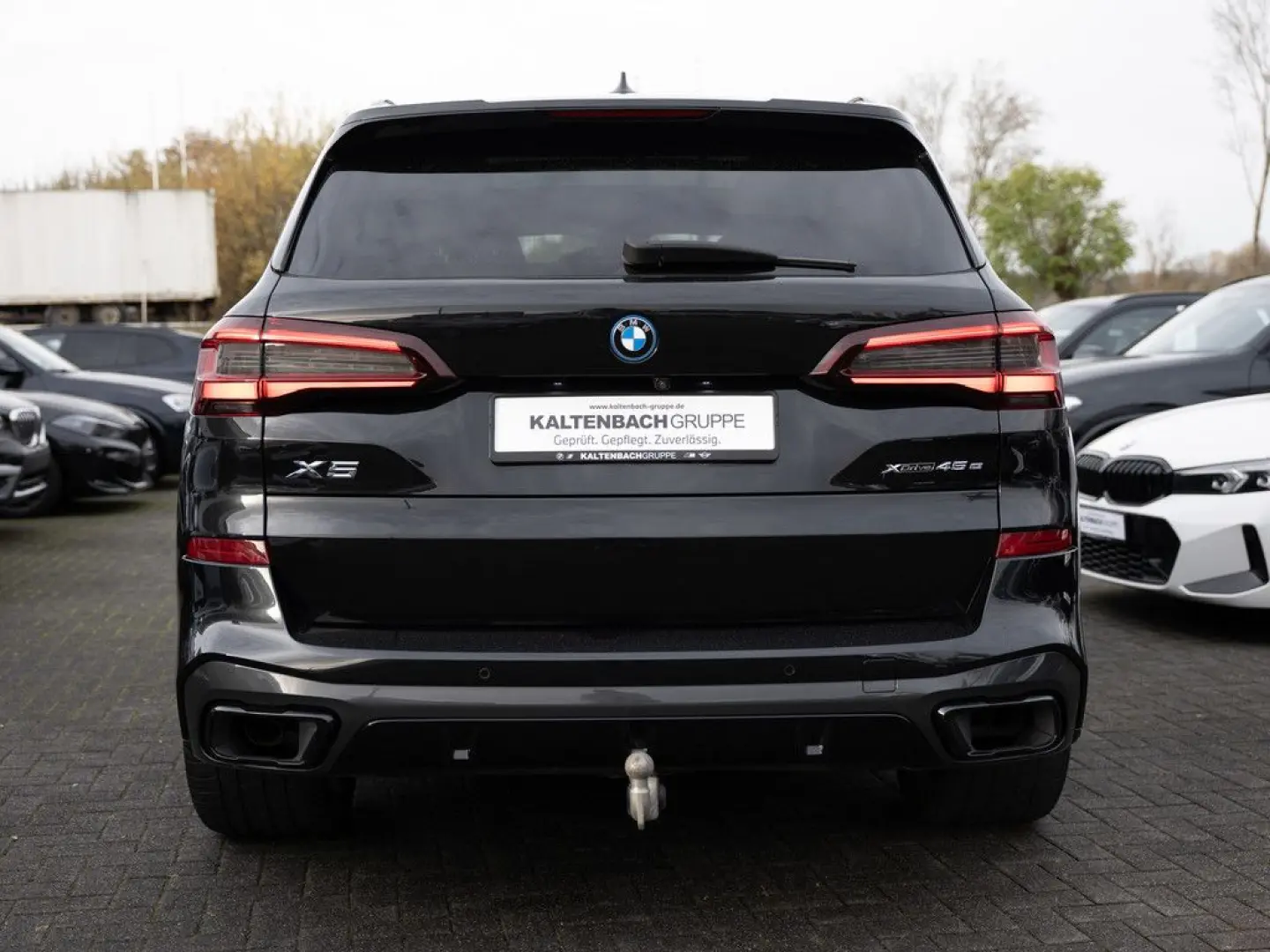 X5 xDrive 45e M-Sport PANO AHK HUD LASER LED ACC