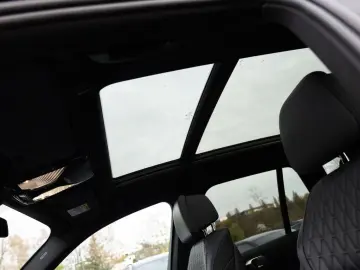 X5 xDrive 45e M-Sport PANO AHK HUD LASER LED ACC