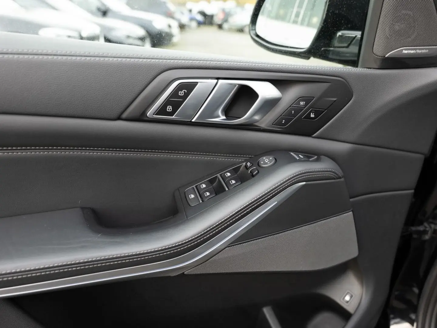 X5 xDrive 45e M-Sport PANO AHK HUD LASER LED ACC