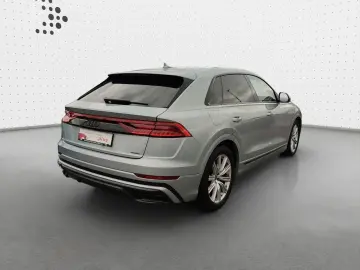 Q8 SUV 55 TFSI e quattro S line HD Matrix HeadUp