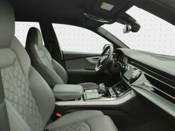 Q8 SUV 55 TFSI e quattro S line HD Matrix HeadUp