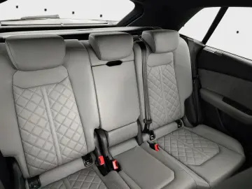 Q8 SUV 55 TFSI e quattro S line HD Matrix HeadUp