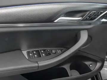 X3 xDrive30e M-Sport