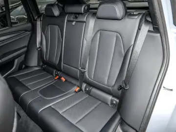 X3 xDrive30e M Sport HUD