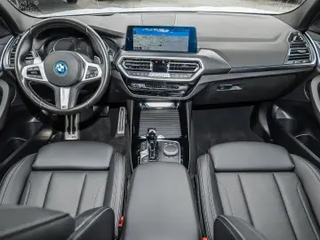 X3 xDrive30e M Sport HUD