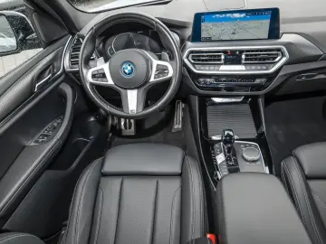X3 xDrive30e M Sport HUD