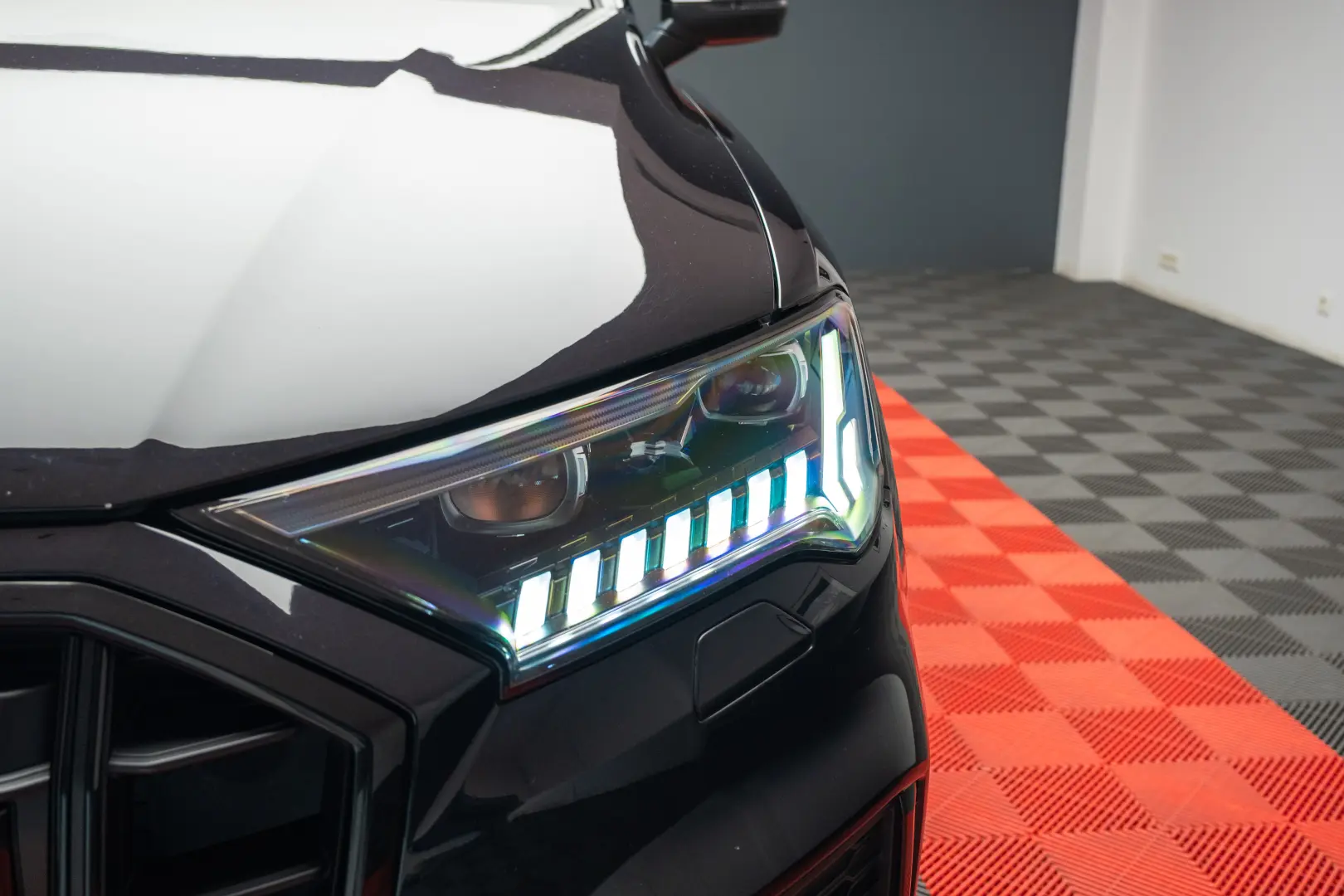 Audi SQ7 quattro TDI  4.0  AQ7