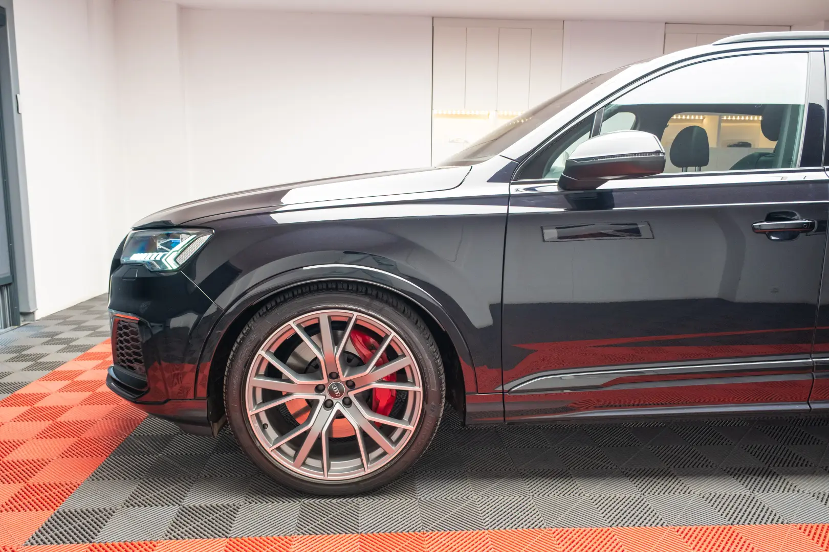 Audi SQ7 quattro TDI  4.0  AQ7