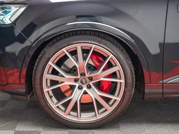 Audi SQ7 quattro TDI  4.0  AQ7